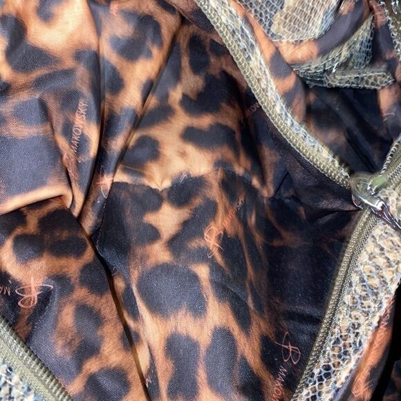 B Makowsky Brown Python Print Patent Leather Shoulder Bag - Picture 9 of 10